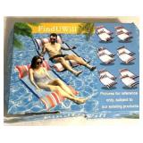 2 pool floaties