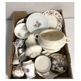 Chinaware pieces