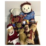 Vintage Raggedy Ann/other stuffed