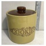 Monmouth potter cookie jar