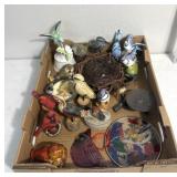 Bird collectibles