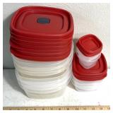 Rubbermaid containers with lids
