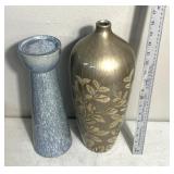 Large nature themed patterned vase/ceramic c