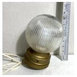 Ribboned ball lamp