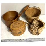 Baskets/other collectibles