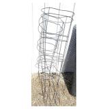 Metal tomato cages