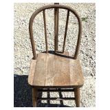 Childrenï¿½s wooden primitive chair