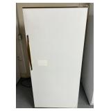 GE 13.9 ft.ï¿½ refrigerator/great for garage