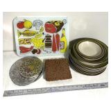 Retro rainbow stoneware dishware/cutting