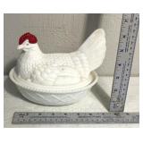 vintage Westmoreland white milk glass hen on nest