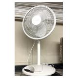 Rotating fan-works loose stand