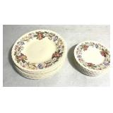 Vernon Kilns dishware 9 large plates 7small