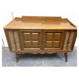 vintage Magnavox solid state record player console