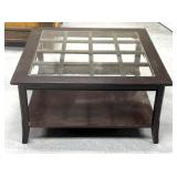 40" x 40ï¿½ coffee table