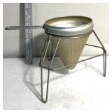 Cone strainer