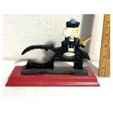 Cast iron nutcracker