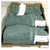 Towels - tags included (never used)