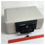 Sentry 1100 lockbox with key