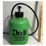 Tank sprayer
