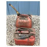 Plastic gas can/boat metal gas can