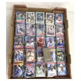 26 packs sports cards majority baseball