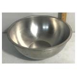 Large mixing bowl