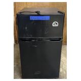Igloo mini fridge