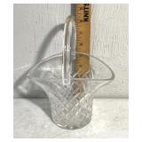 Glass basket with handle