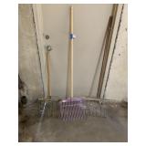 Lot of 3 Stall Forks