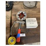 Adjustable Corner Clamp