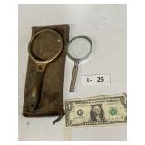 2 Magnifying Glasses