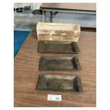 (4) Wood Decor