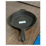 Cast Iron Skillet Lodge 8SK