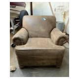 Leather Club Chair Nailhead Trim