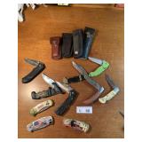 (10) Pocket Knives