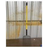 10 - Tine Manure Fork