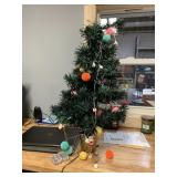 Fiberoptic Lighted Table Top Christmas Tree