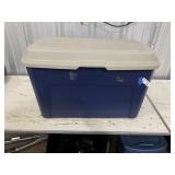 Plastic Storage Tote