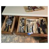 Kitchen Utensils in Drawers