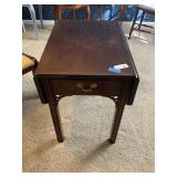 Vintage Drop Leaf Pembroke End Table