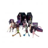 Monster High Lot Of  9 Dolls&Storage Carry Case