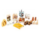 ESTATE SOUVENIR SALT & PEPPER SHAKERS 11 PAIRS