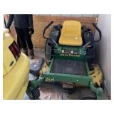 John Deere Z425 Zero-Turn Lawn Mower