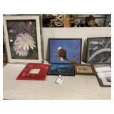 Assorted Picture and Frames //