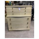 United Furniture Corporation Dresser