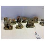 Collectible Cottage Houses Figurines