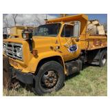 1988 Chevy Medium Duty 5 Ton Dump Truck,