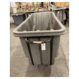 Heavy Duty Trash Bin On Wheels