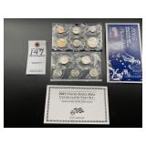 2005 U.S. Mint Uncirculated Coin Set