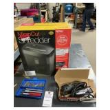 Paper Shredder, New In Box, Exacto Knives & Blades